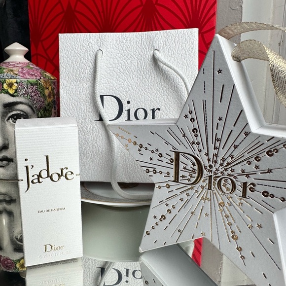 Dior J’adore mini perfume 7 ml and holiday star with a ribbon. Mini Dior bag - Picture 4 of 4